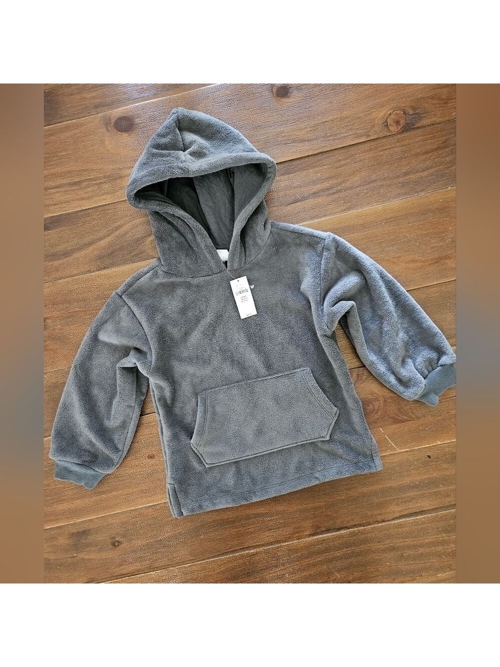 GAP NWT GREY OVERSIZED PLUSH HOODIE WITH FRONT KANGAROO POCKET SIZE 4 YEARS